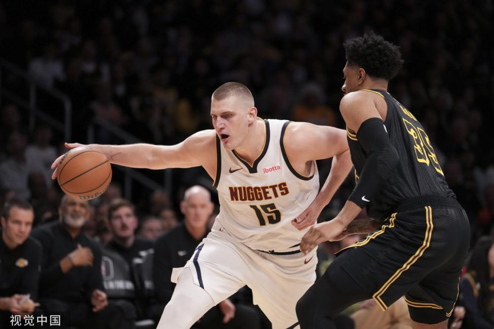 许多年轻球 许多年轻球