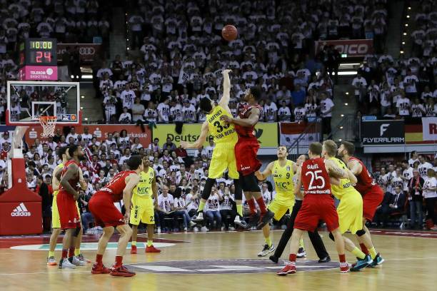 还是另寻他 还是另寻他